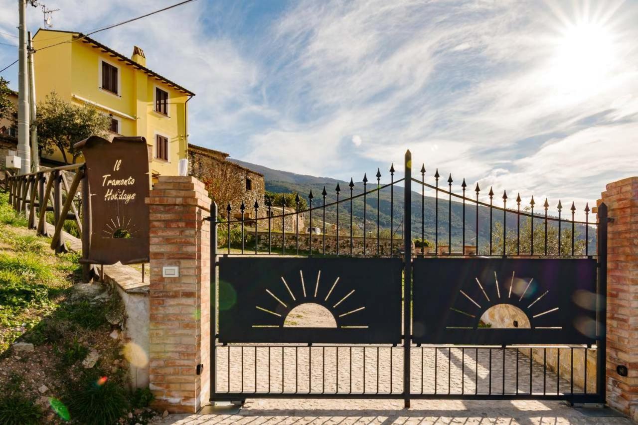 Il Tramonto Holidays Appartement Trevi Buitenkant foto